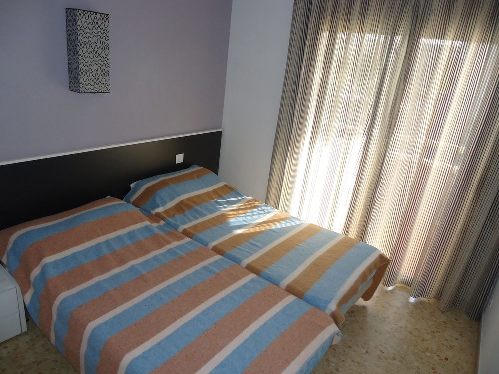 Apartamentos Antillas Fenals Lloret de Mar Exteriör bild