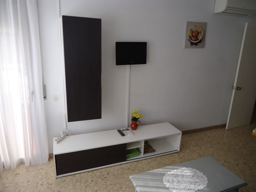 Apartamentos Antillas Fenals Lloret de Mar Exteriör bild