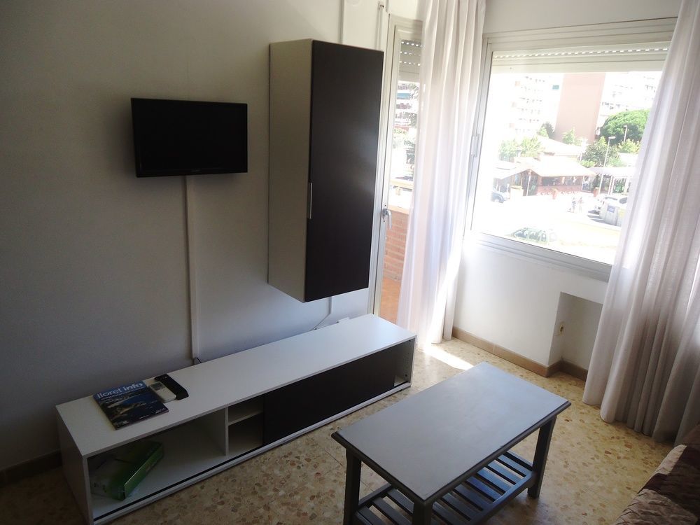 Apartamentos Antillas Fenals Lloret de Mar Exteriör bild