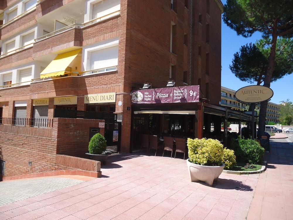 Apartamentos Antillas Fenals Lloret de Mar Exteriör bild